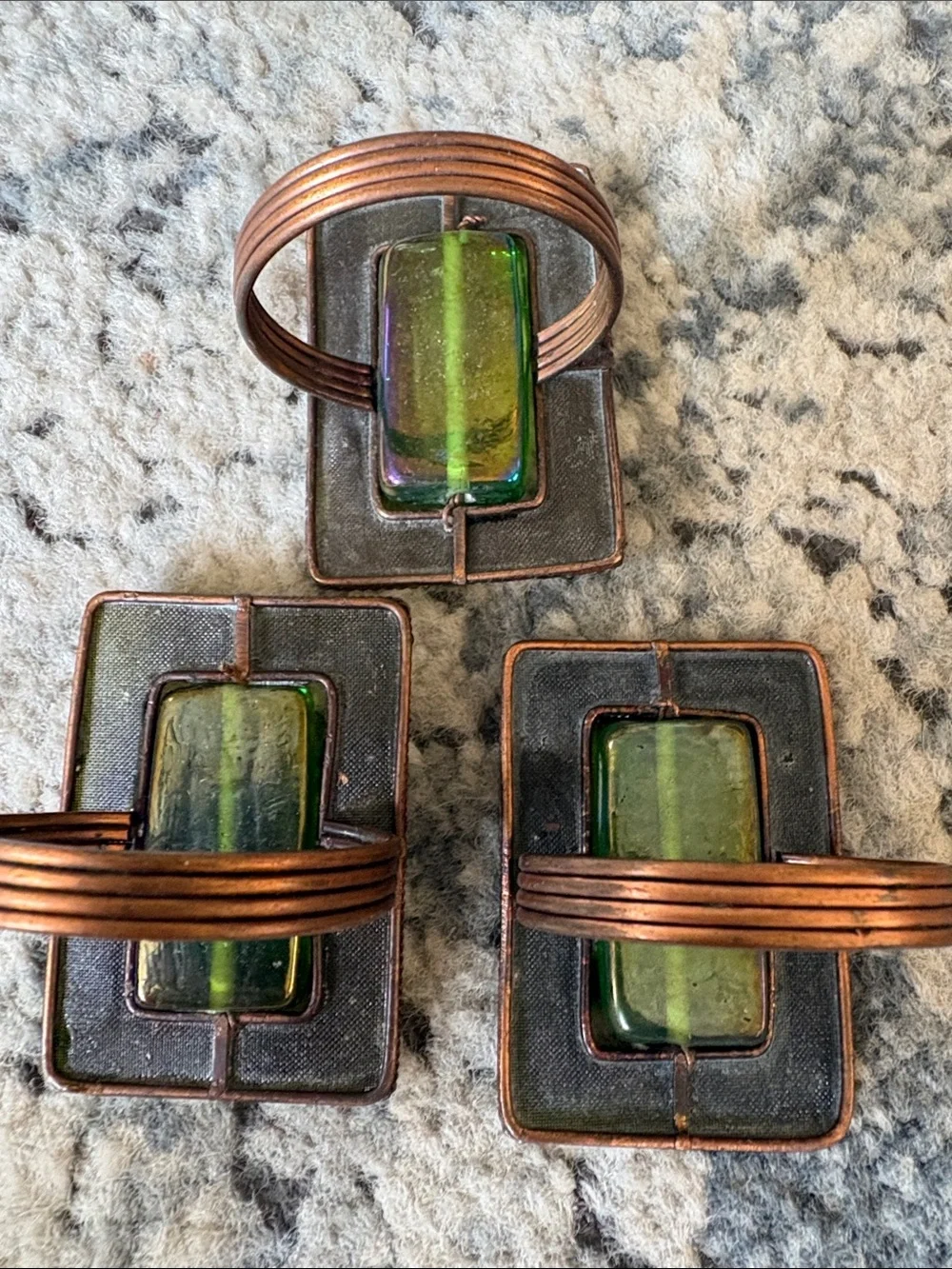 Pier 1 Vintage set of: 6 green blue glass copper napkin rings.